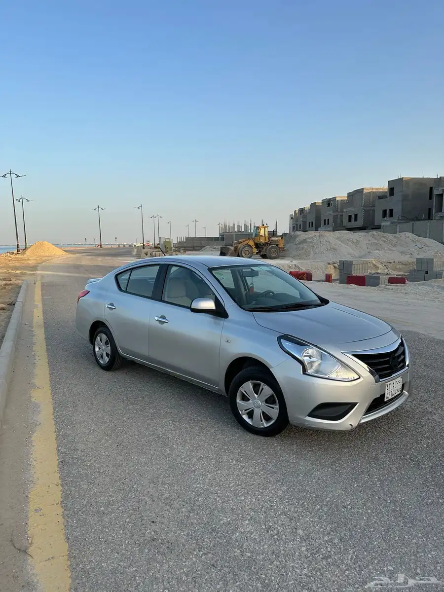 للبيع نيسان صني 2018 NISSAN Sunny 8