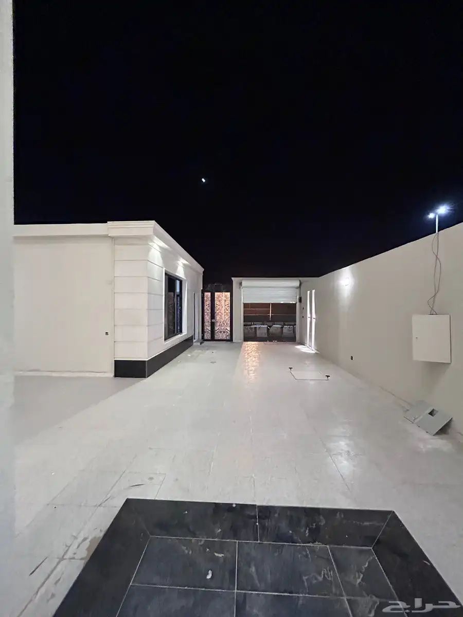 للبيع 4 فلل فاخره جدا 1