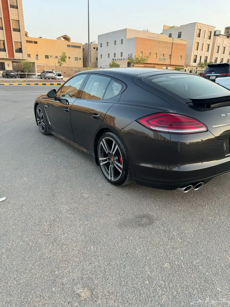 بورش باناميرا 2013 3