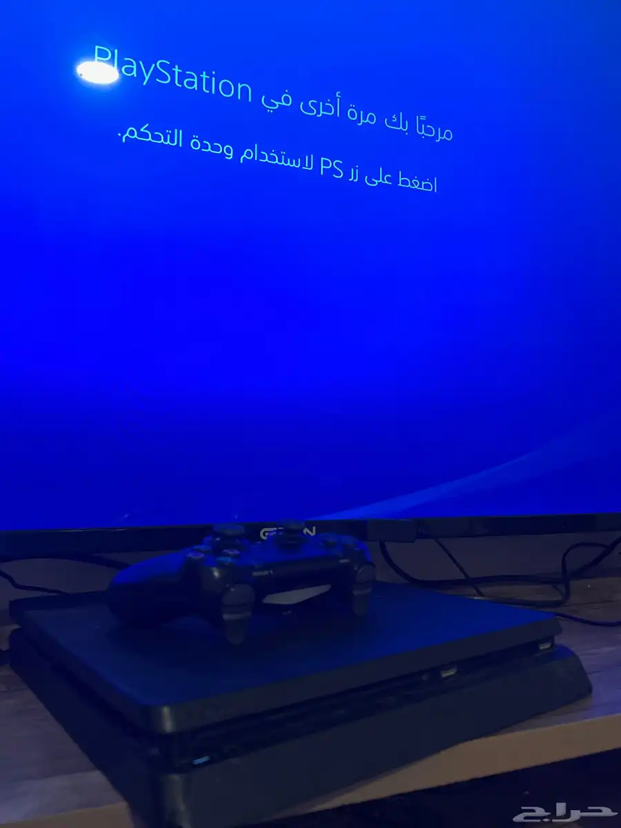 للبيع سوني فور 1