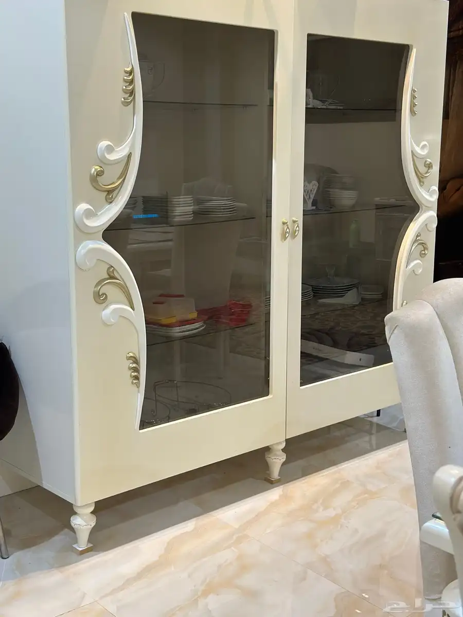 طاولة طعام 14