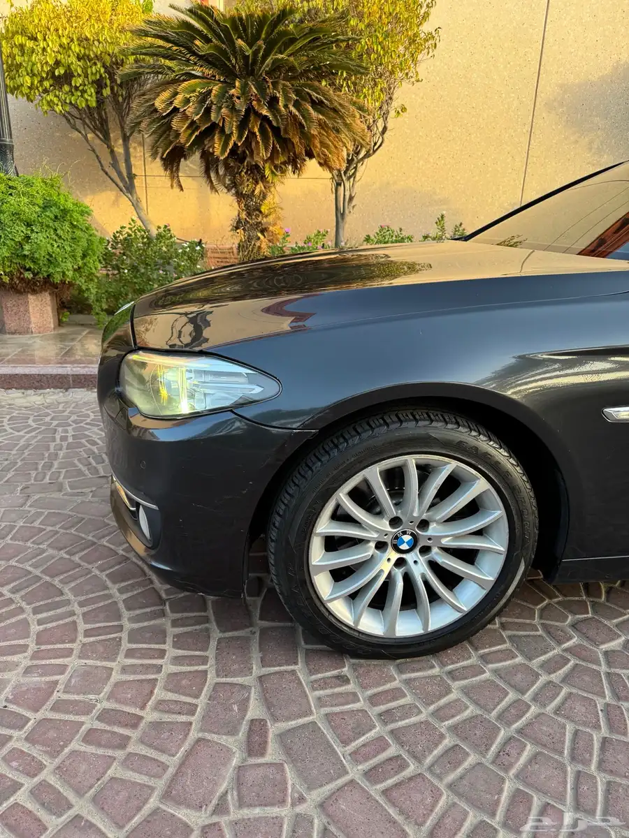للبيع بي ام دبليو 520i موديل 2014 5