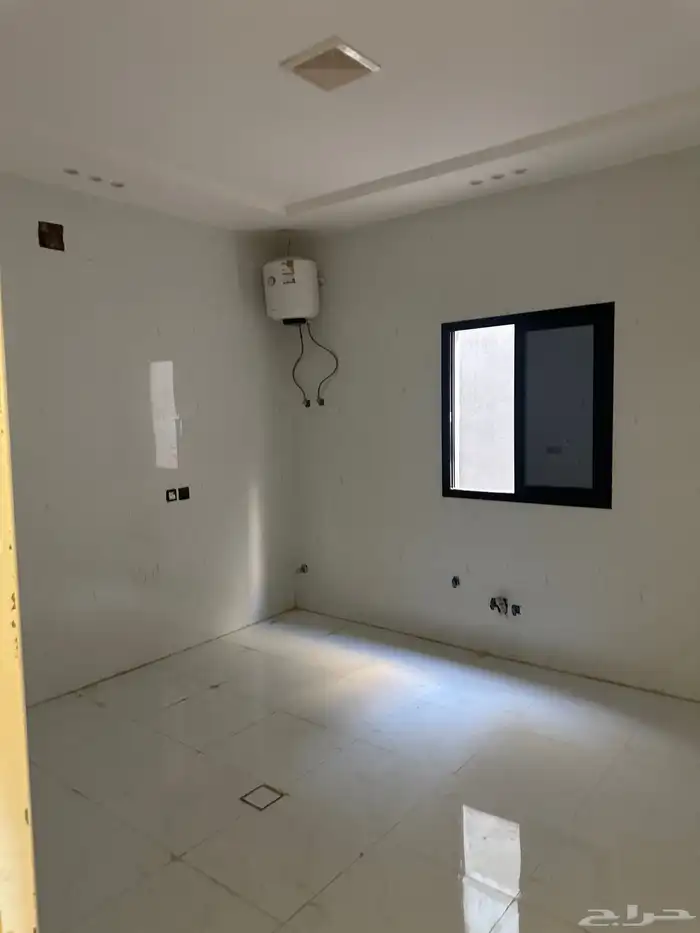 فله للبيع حي بدر الحد 850 000 9