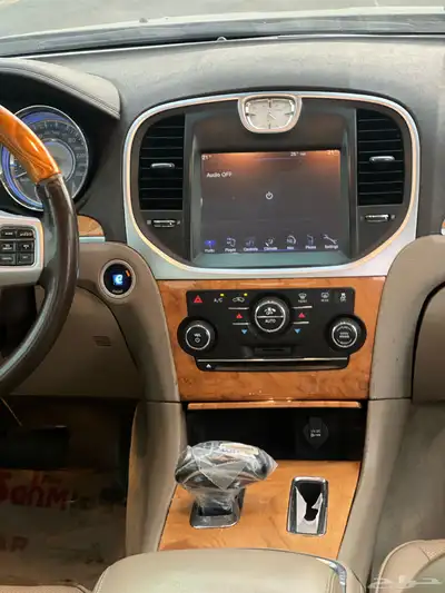 كرايسلر C300 لميتيد 2012 مرهم 2020 نظيف جدا 5