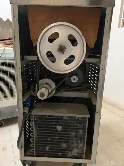 للبيع اله ايس كريم نظيفه كهرب 2