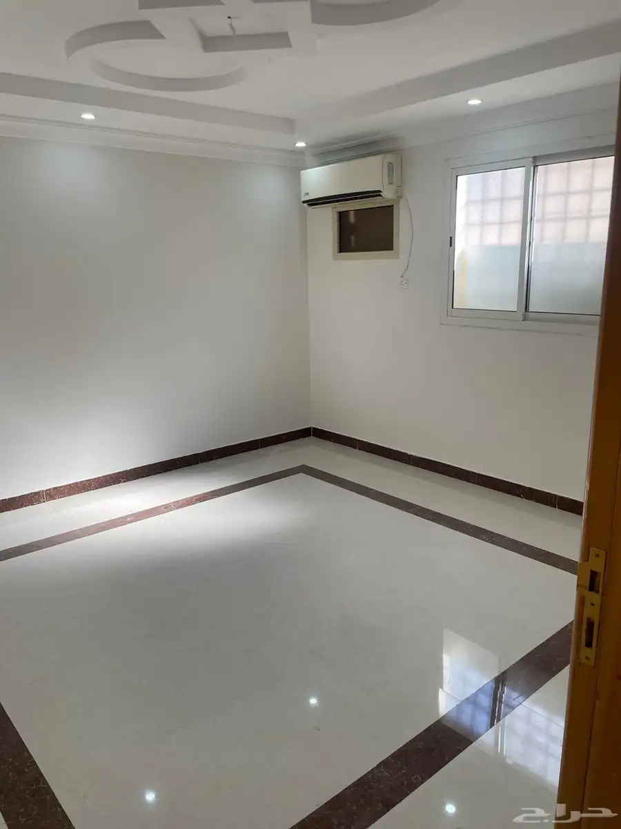 شقة سكنية في فيلا في الدور الثالث 6
