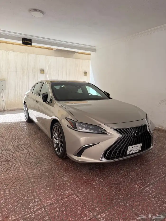 لكزس اي اس350 فل الفل2024 LEXUS ES350 DD Ultra Luxury 5