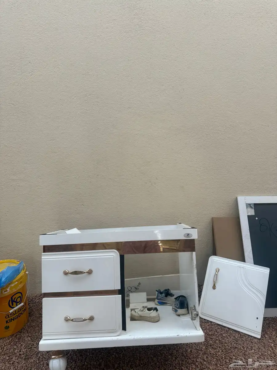 ادوات منزلية   اثاث 0