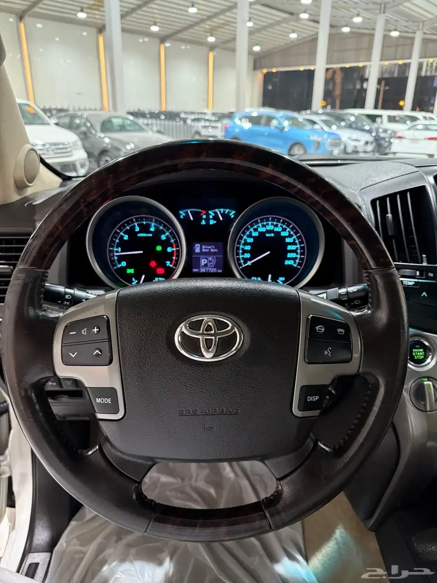 لاندكروزر VXR.2010 سعودي فل كامل تم البيع تم البيع 17
