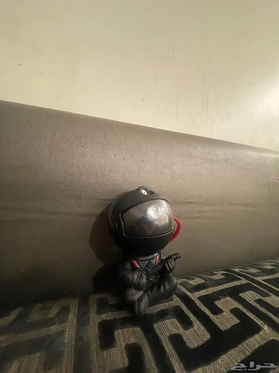 روبوت Black Astronaut 1