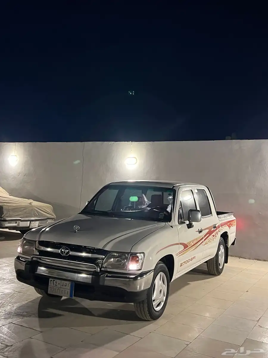 هايلكس للبيع 2002GLX 12