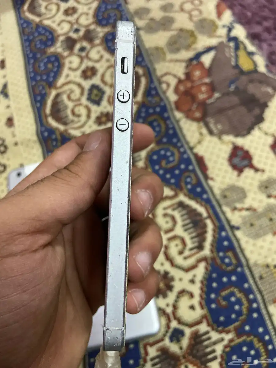 البيع أيفونات قديمه 3
