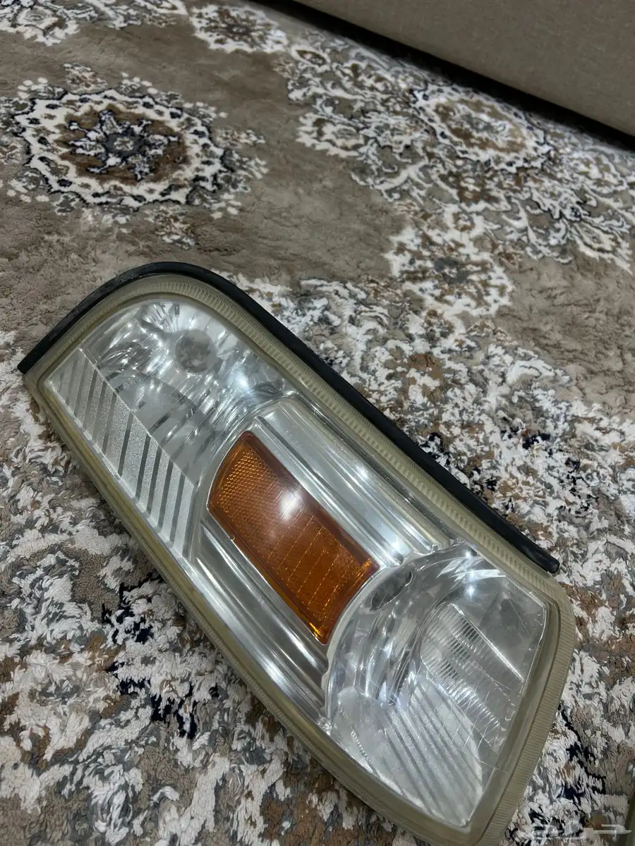 شمعه و اسطب اصليه عليه ختم فورد للبيع عطني سومتك وتم 4