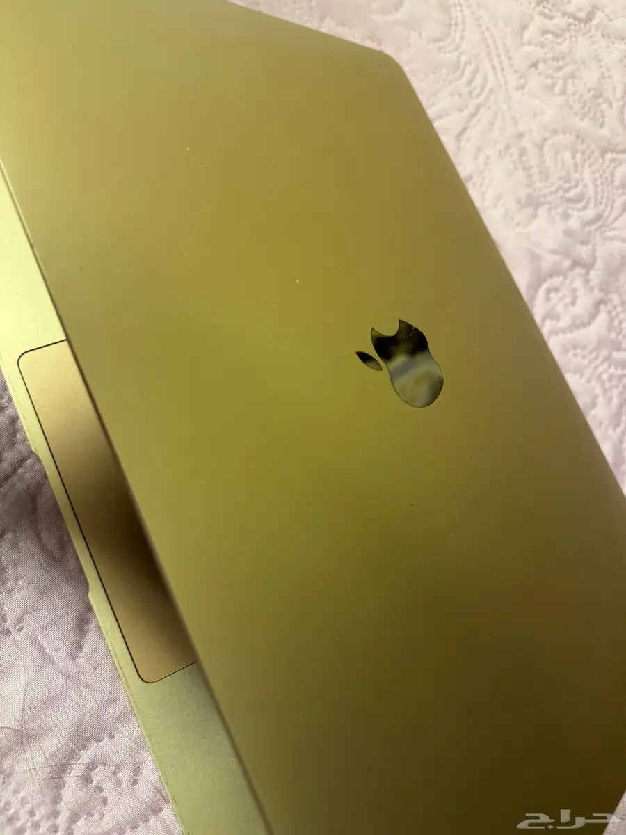 Apple MacBook 1