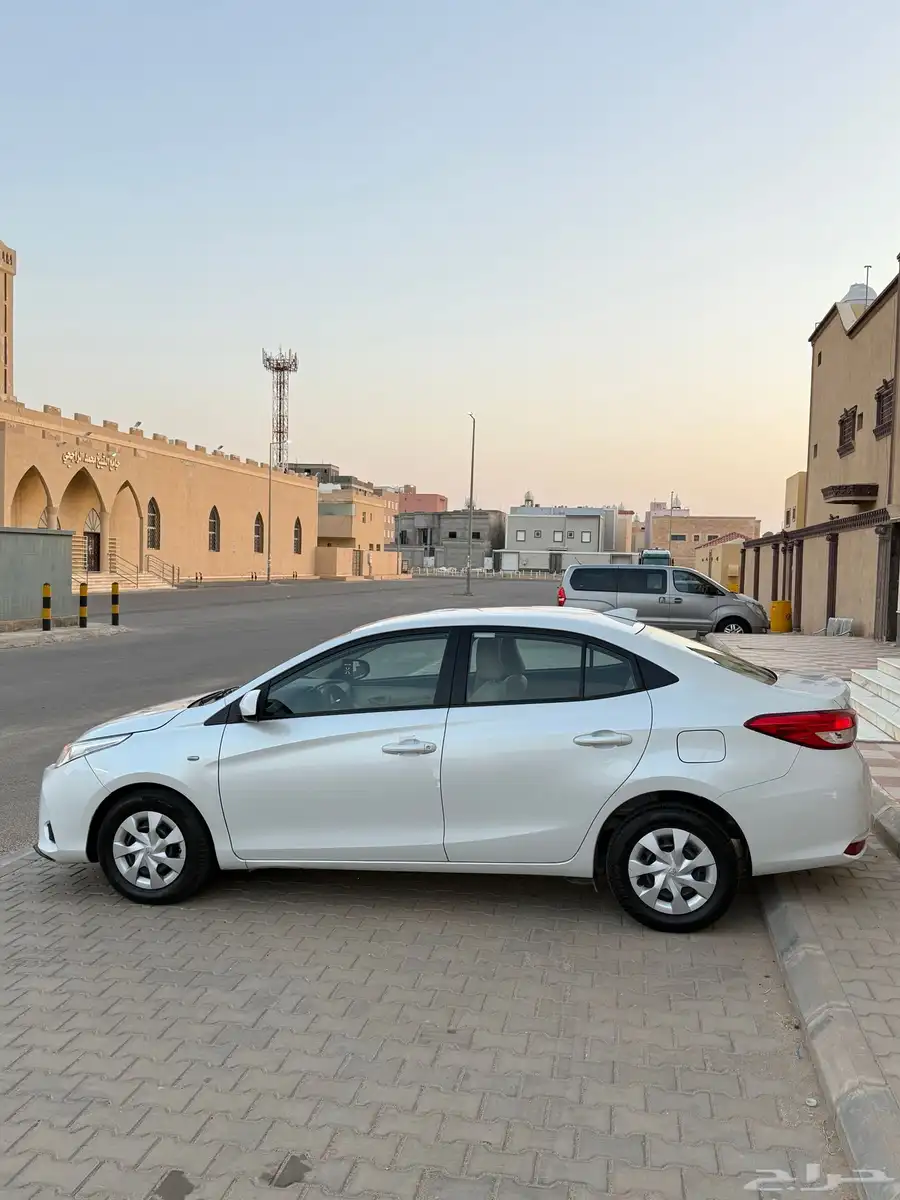 تويوتا يارس موديل 2022 8