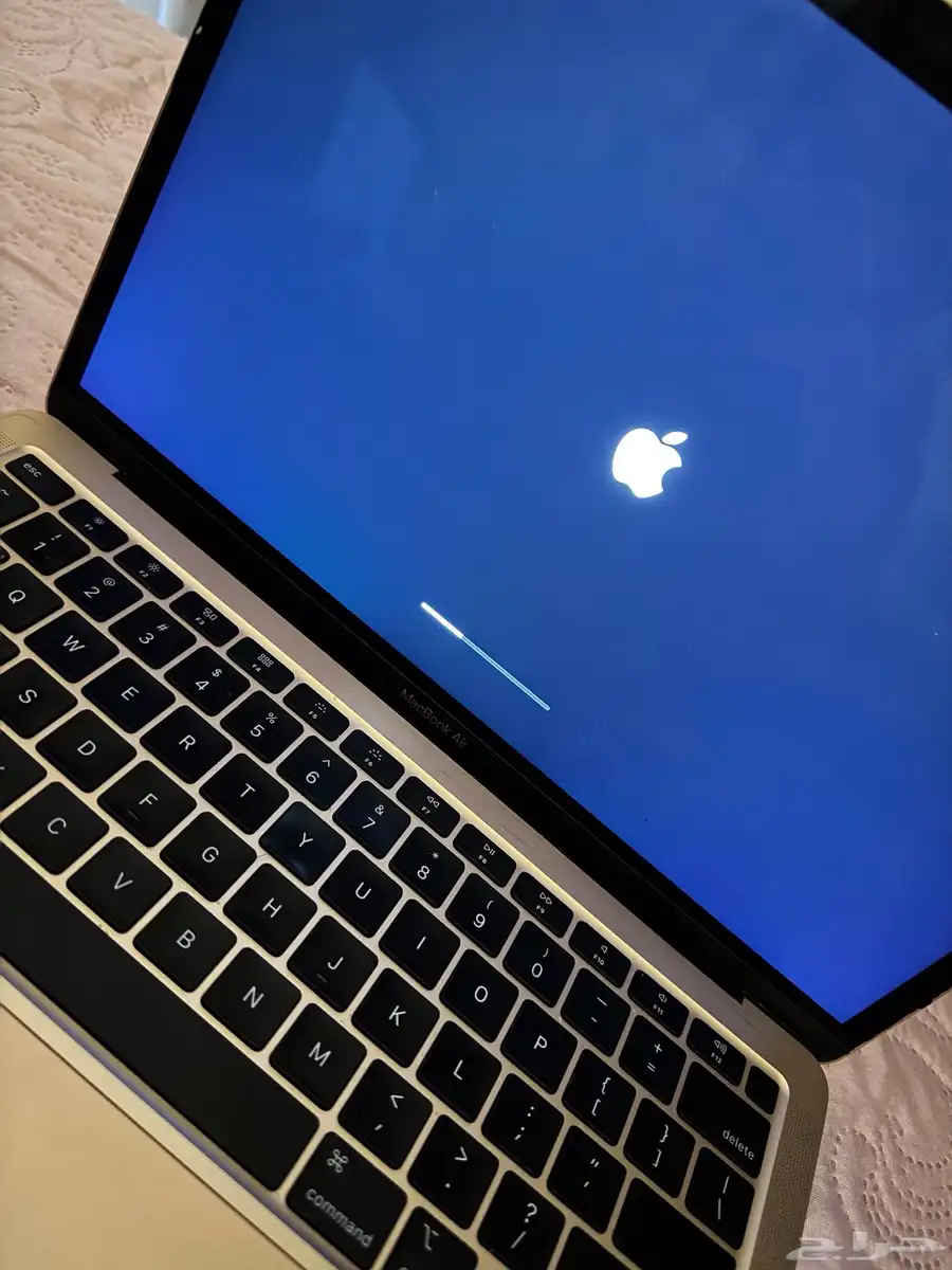Apple MacBook 0