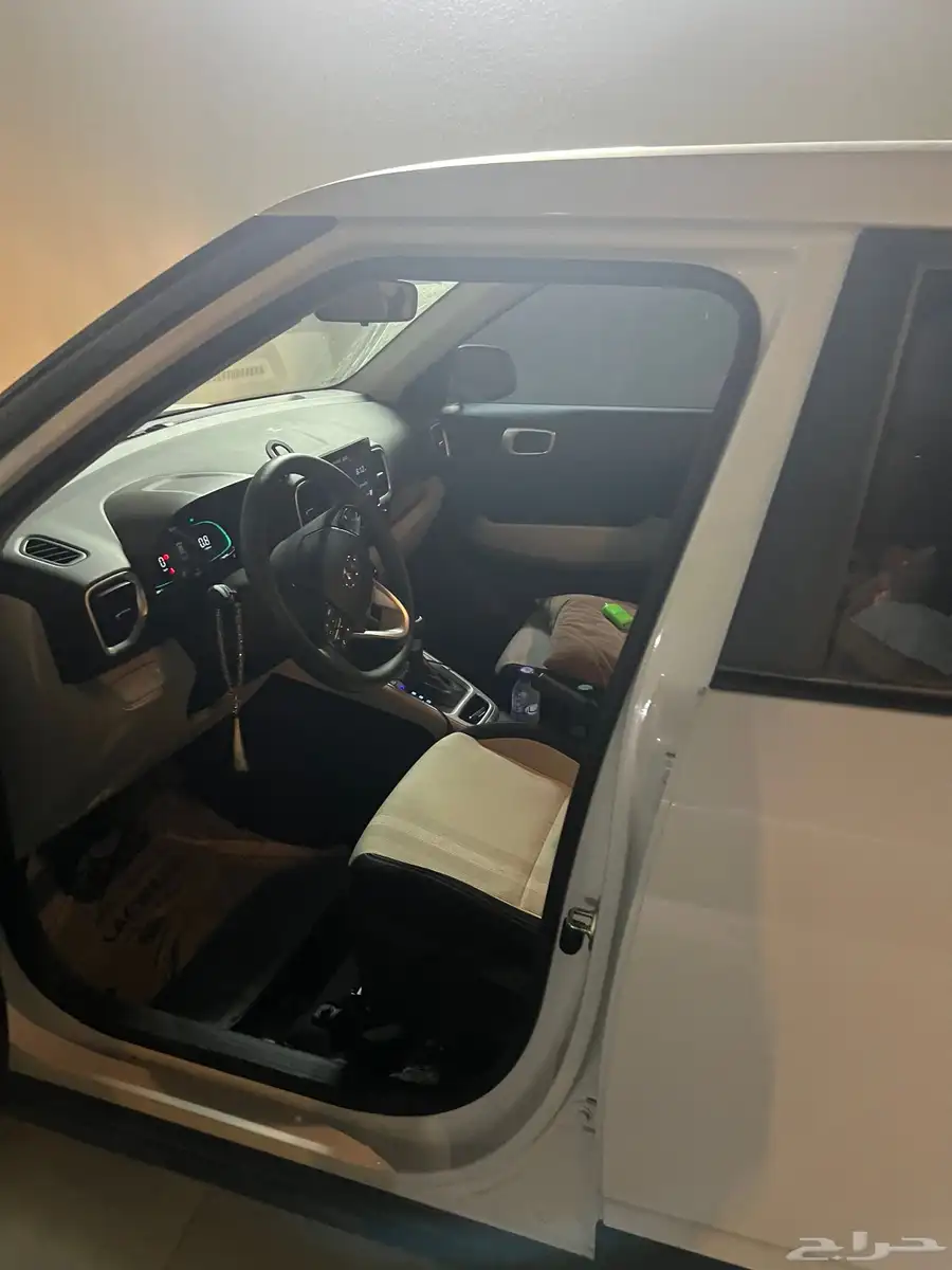 للتنازل هونداي فينيو2024 5