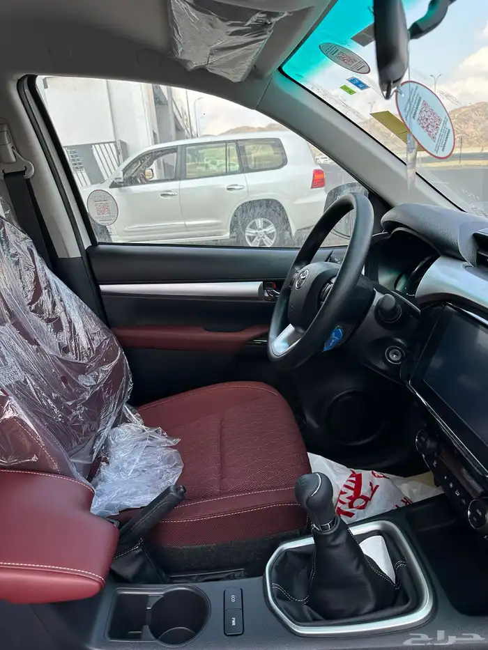 هايلوكس 2025 بنزين GLX2 اصفار كاش وبنوك 35