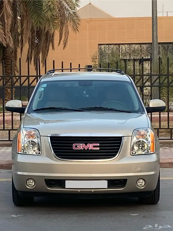 جي ام سي يوكن XL بدون دبل مخزن 2012 1