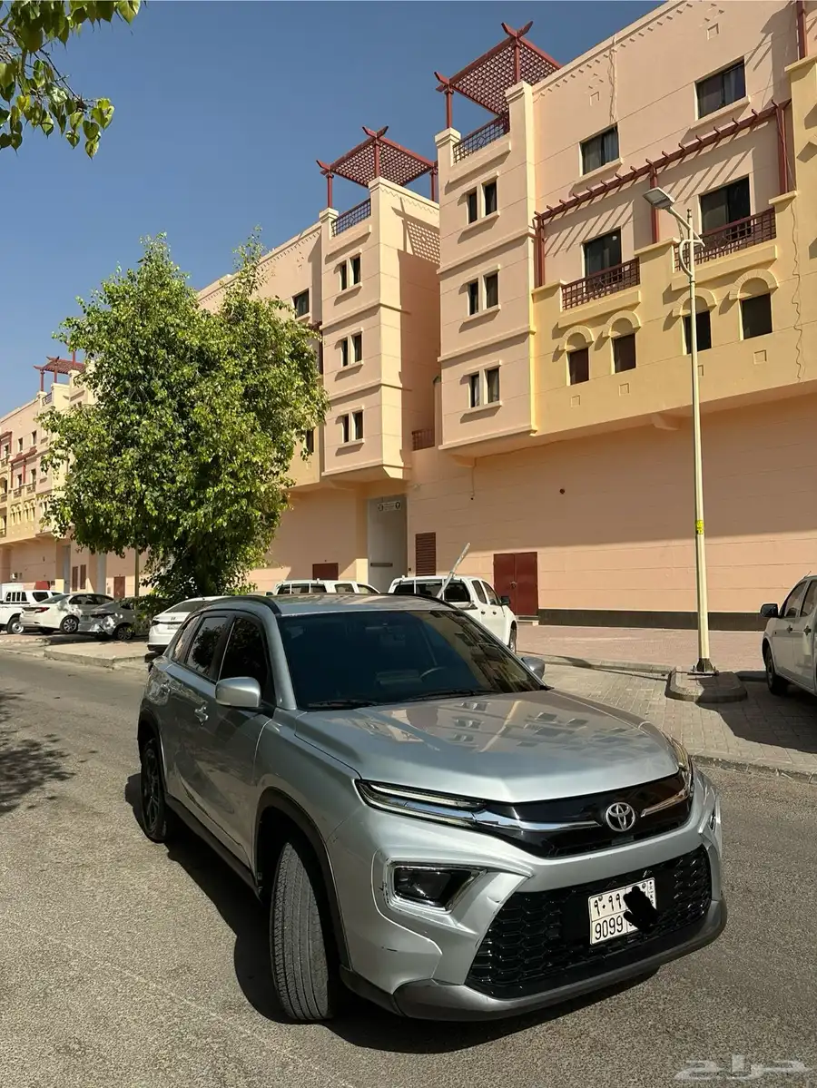 تويوتا اوربان كروزر 2024 GL 9
