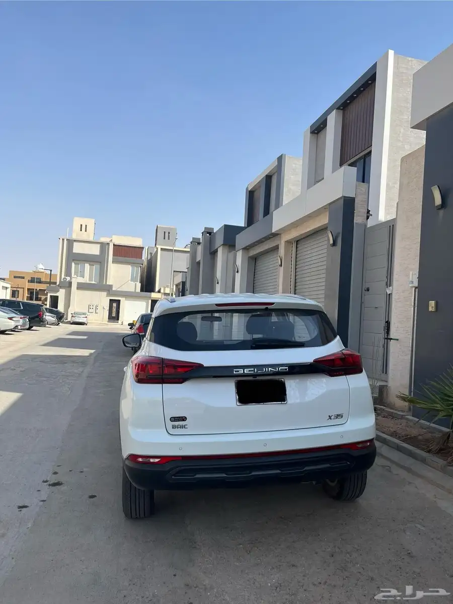 بايك ان ( اكس 35 ) ماشيه 5000 كيلو نظيفه جديده السياره 4