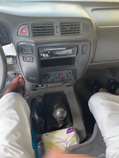 بترول حوض موديل 2002 نظيف محركات وعضلات ممتازه قير عادي 3
