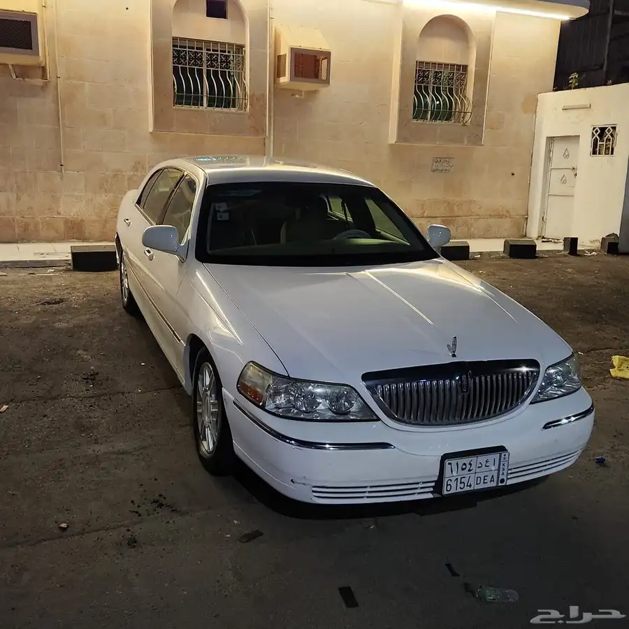 لنكولن تاون كار موديل 2008 توكيلات الجزيرة 21