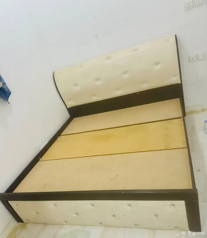 سرير نفرين استخدم نظيف 0