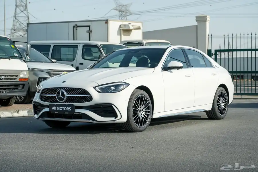 2025 Mercedes-Benz C200L AMG 1.5 جديد اصفار 2