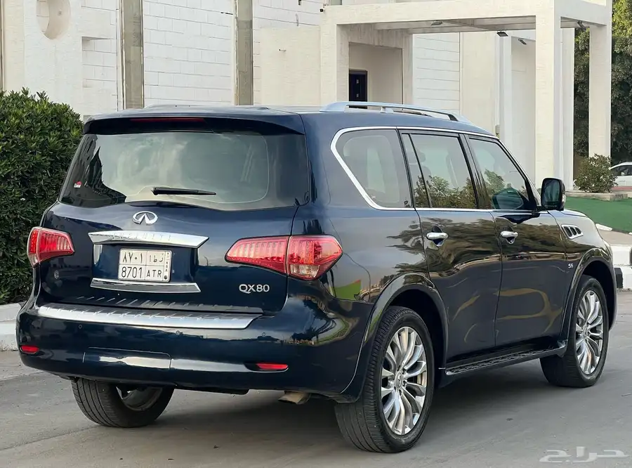 انفنتي QX80 2016 (بحالة ممتازة) 6