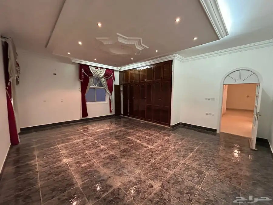فيلا مع مزرعة للبيع في حي البركة (العيون) 28
