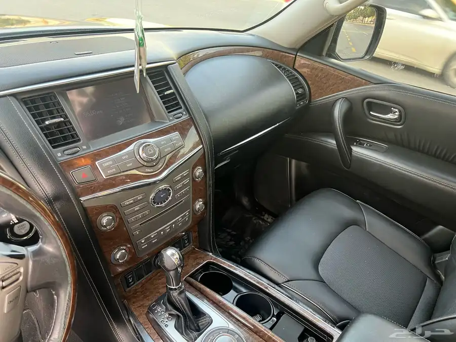 انفنتي QX80 2016 (بحالة ممتازة) 12