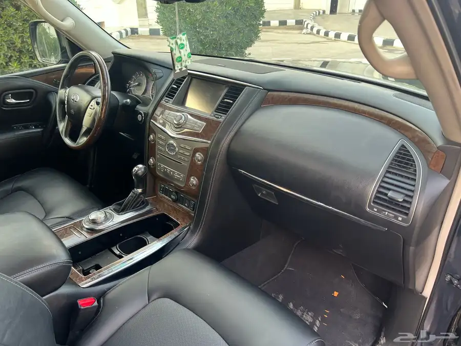انفنتي QX80 2016 (بحالة ممتازة) 17