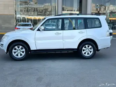 باجيرو 2019 فل كامل نظيفة جدا سعر مخفض 4