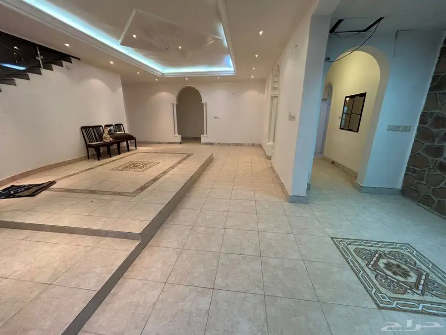 فيلا مع مزرعة للبيع في حي البركة (العيون) 25