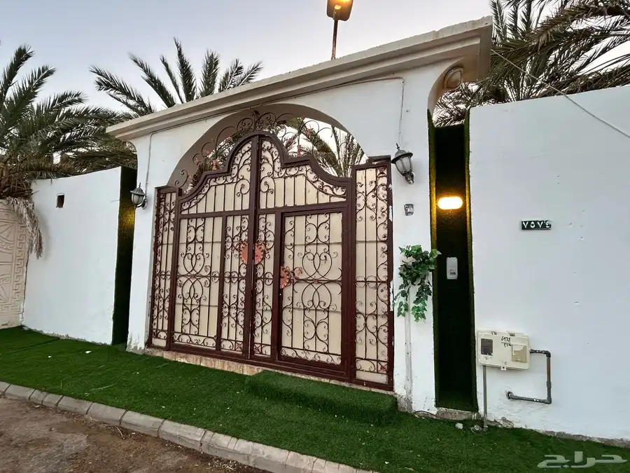 فيلا مع مزرعة للبيع في حي البركة (العيون) 15