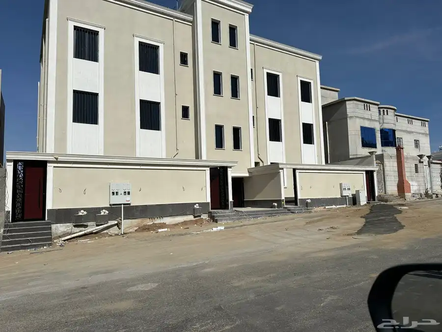 شققvip تمليك عمارة مكونة من ست شقق كل شقة ستة غرف بمنافعهاء 0