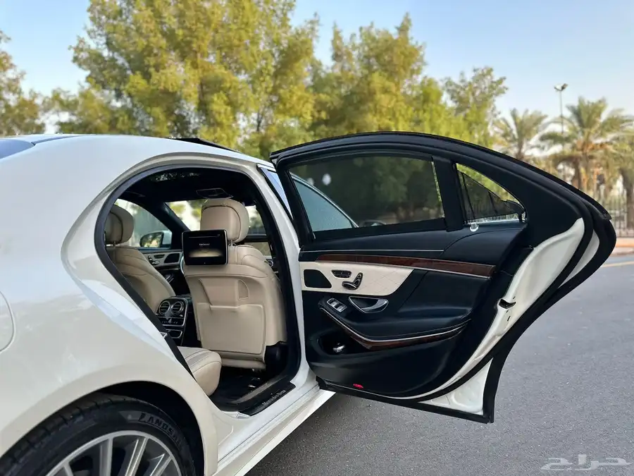 مرسيدس يختS500(أعلى فئه) 35