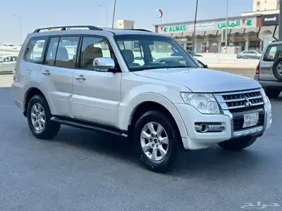 باجيرو 2019 فل كامل نظيفة جدا سعر مخفض 0