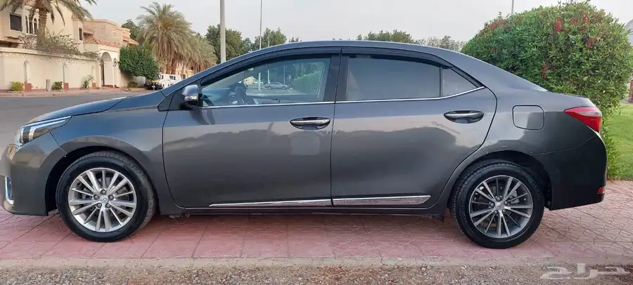 Corolla GL-i Full option 2016 for sale 8