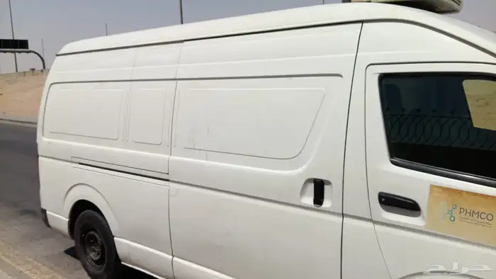 تويوتا فان بضاعة ( ثلاجة ) موديل 2015 بحالة ممتازة 3