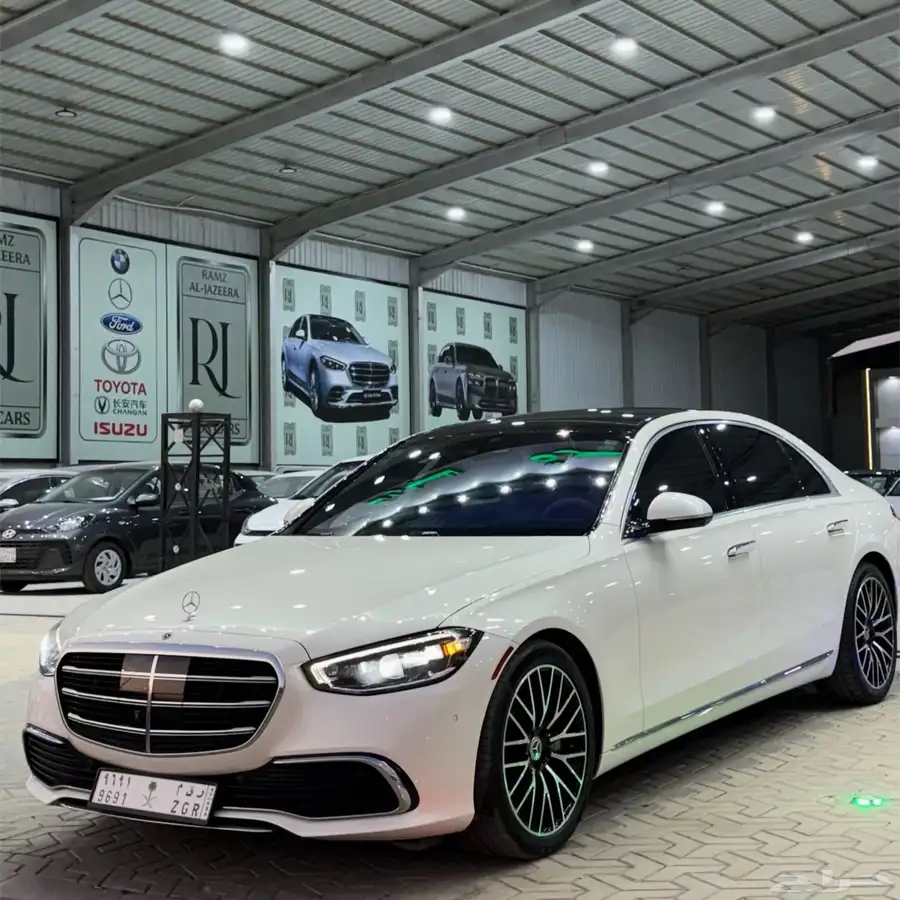 مرسيدس S500 2022 أبيض داخل ابيض 0