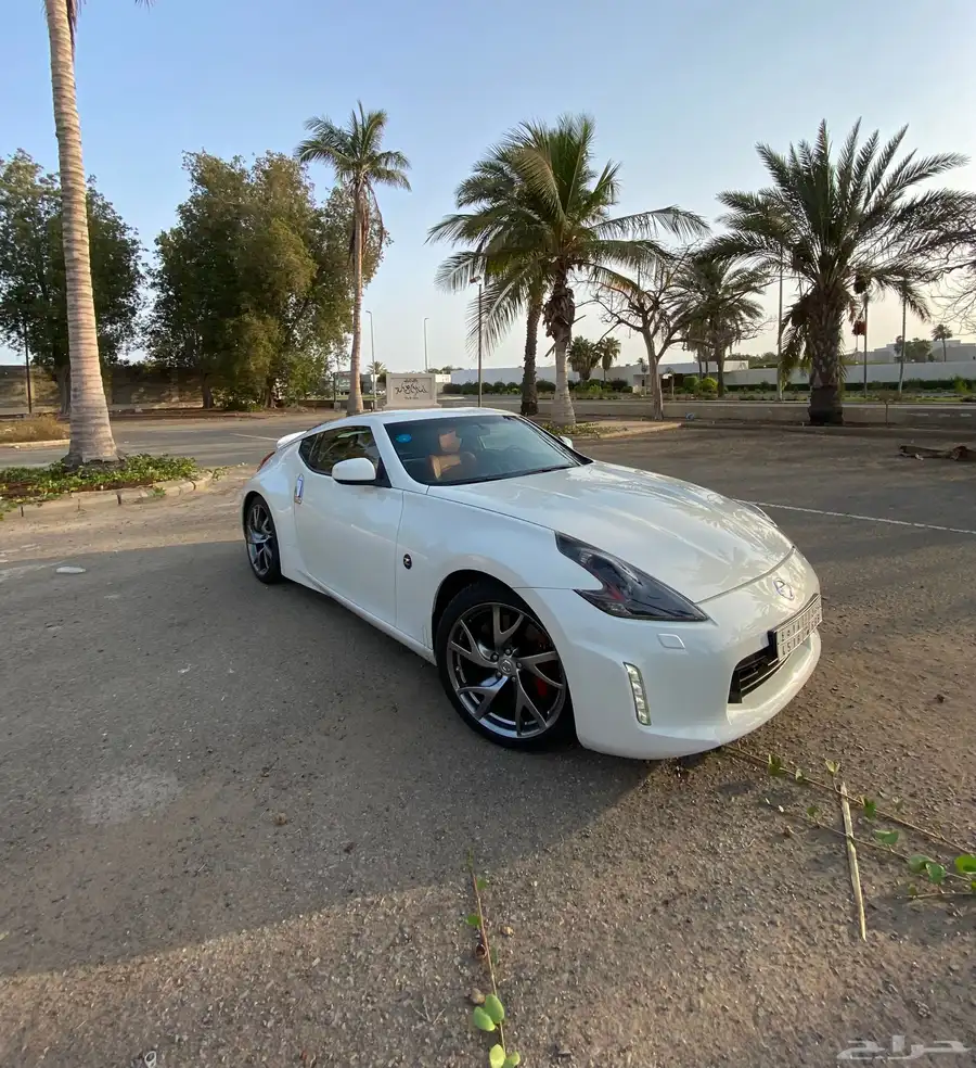 نيسان زد 2014 فل كامل 4