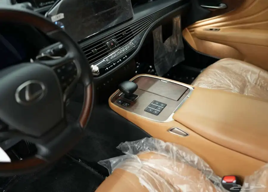 لكزس - Ls500 - هايبرد 2024 (شبه جديدة) 10
