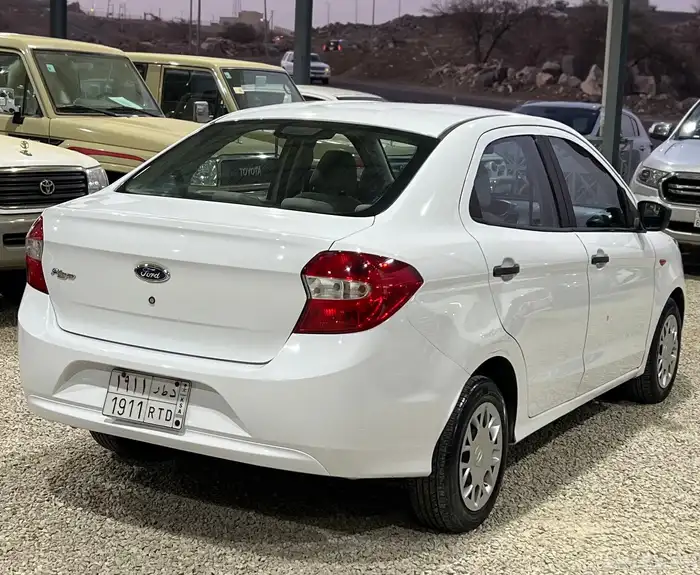 فورد فيجو 2018 4