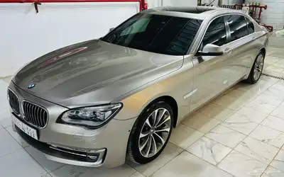 بي ام دبليو 750 iL مخزن ( تم البيع ) 2