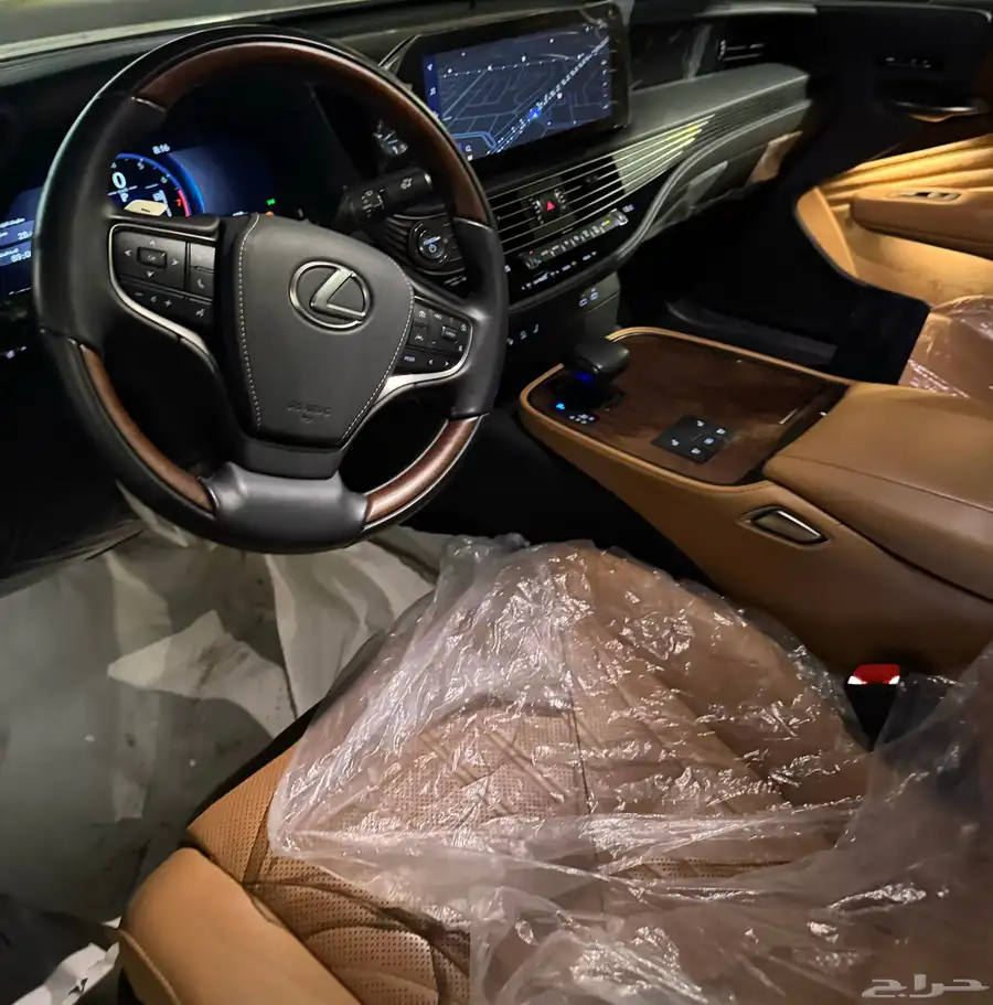 لكزس - Ls500 - هايبرد 2024 (شبه جديدة) 5