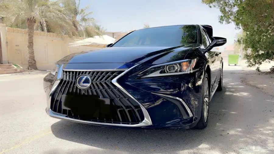 للبيع لكزس ES 300h هايبرد عبداللطيف جميل ممشى 35 ألف فقط 1