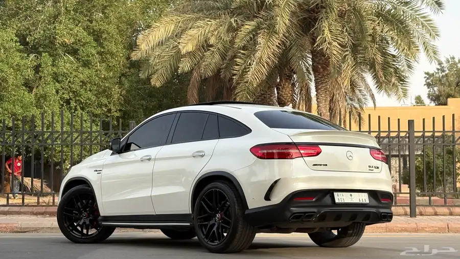 مرسدس GLE63 2016 ( نظيف جدا ) 6