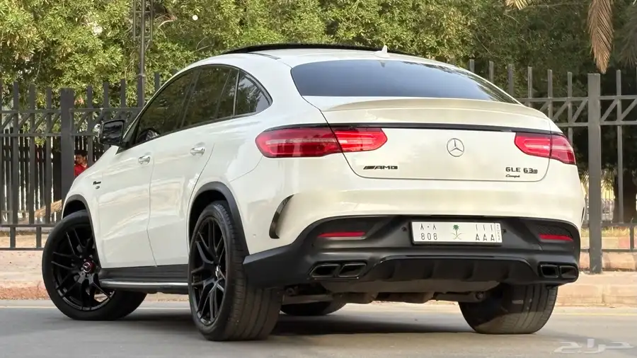 مرسدس GLE63 2016 ( نظيف جدا ) 5